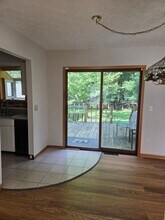 65 Wicklow Dr in Eastlake, OH - Building Photo - Building Photo