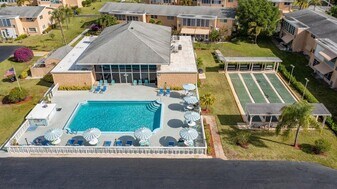 2182 NE 1st Way, Unit 105 in Boynton Beach, FL - Building Photo