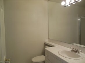 2308 Cashmere Way in Henderson, NV - Building Photo - Building Photo