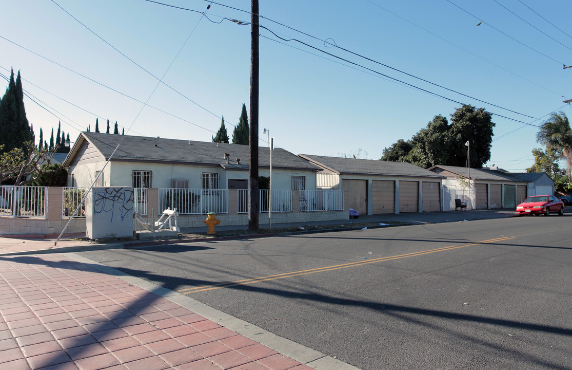 2019 N Santa Fe Ave in Compton, CA - Building Photo