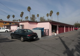 2117 E Balsam Ave in Anaheim, CA - Building Photo - Building Photo