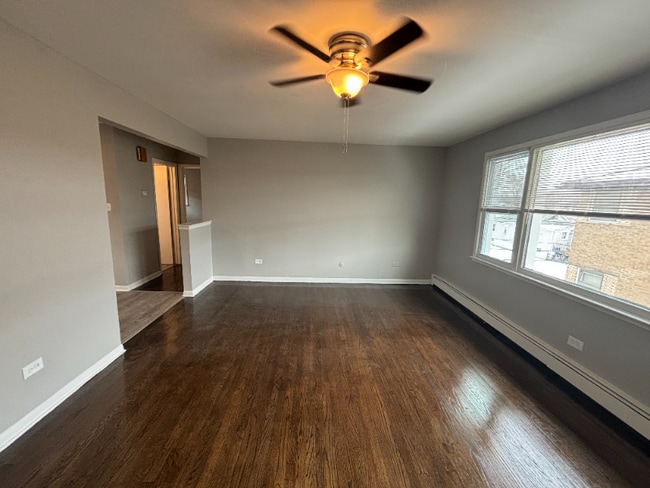 2057-2068 W 135th St in Blue Island, IL - Foto de edificio - Building Photo