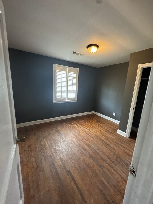 property at 2039 Midway St