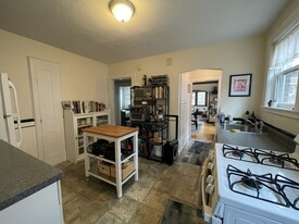 95 Colborne Rd, Unit 2 in Boston, MA - Building Photo