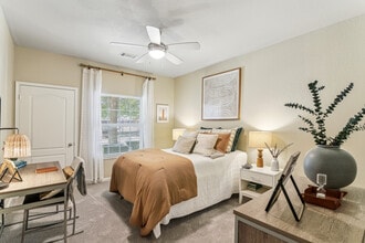 Society 865 in Knoxville, TN - Building Photo - Building Photo