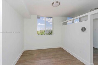 1620 NW 18th St in Miami, FL - Building Photo - Building Photo