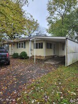 630 14th St SE, Unit Nelson Properties & Manag in Cleveland, TN - Building Photo