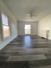 1608 B Ave NE in Cedar Rapids, IA - Building Photo - Building Photo