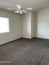6550 N 47th Ave in Glendale, AZ - Foto de edificio - Building Photo