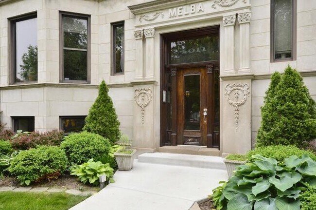 4011 N Kenmore Ave in Chicago, IL - Building Photo - Building Photo