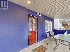 2 Criscoe St in Toronto, ON - Building Photo - Building Photo