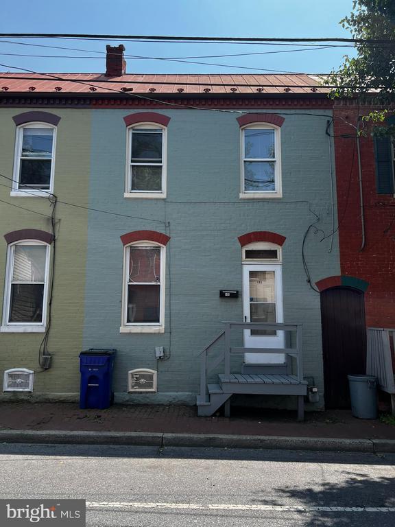 486 W South St in Frederick, MD - Building Photo - Building Photo
