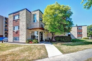 350 Leila Ave in Winnipeg, MB - Building Photo