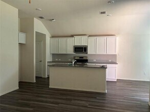 2170 Alamandine Ave in Aubrey, TX - Building Photo - Building Photo