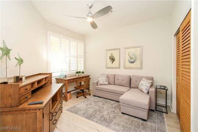 property at 4853 Hampshire Ct