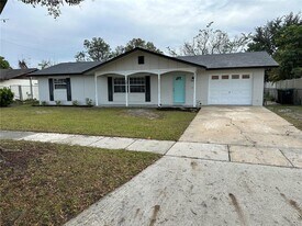 7126 Leighton Way in Orlando, FL - Building Photo