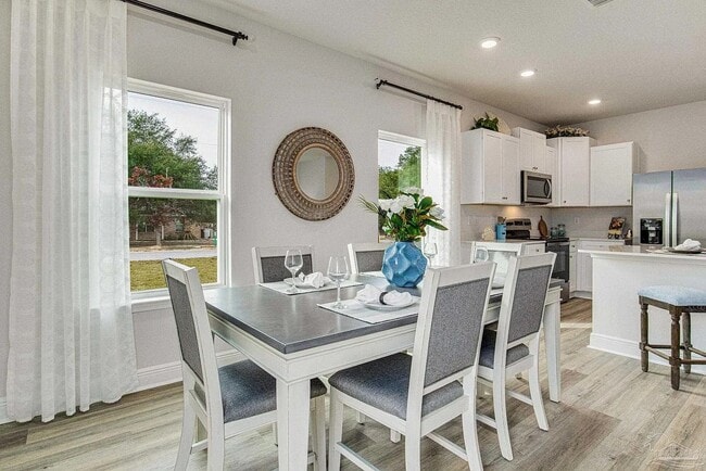 1308 Leeway Dr in Pensacola, FL - Building Photo - Building Photo