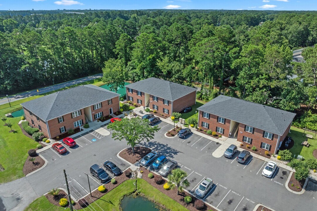 3675 Clay Pond Rd in Myrtle Beach, SC - Building Photo