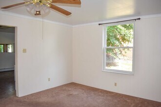 463 S Fairview St in Lock Haven, PA - Building Photo - Building Photo
