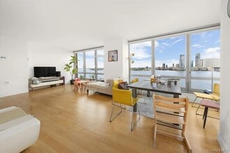 30 West St in New York, NY - Building Photo - Building Photo