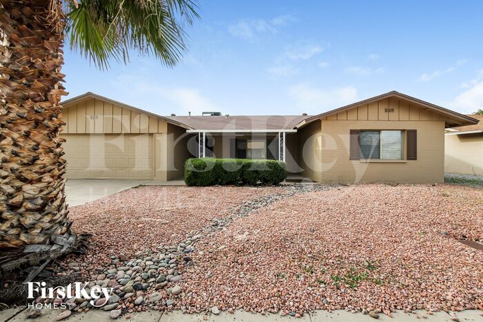 15234 N 51st Dr in Glendale, AZ - Building Photo