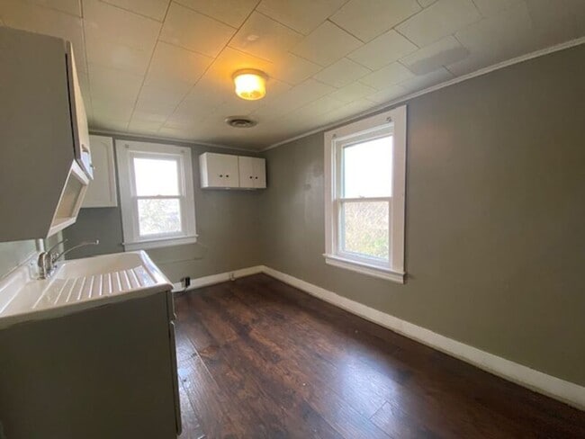 1606-1608-1608 W High St in Springfield, OH - Building Photo - Building Photo