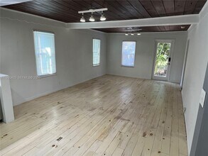 606 SW 11th St in Fort Lauderdale, FL - Building Photo - Building Photo