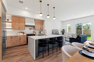 4218 Nichols St in Houston, TX - Building Photo - Building Photo