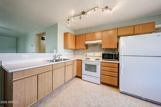 11778 W Columbine Dr in El Mirage, AZ - Building Photo - Building Photo