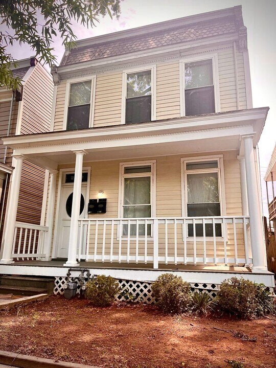 2210 Parkwood Ave, Unit 2210 Parkwood Ave- Unit 2 in Richmond, VA - Building Photo