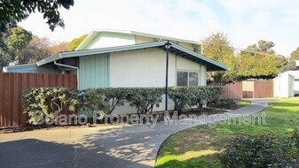 1625 Park Ln in Fairfield, CA - Building Photo