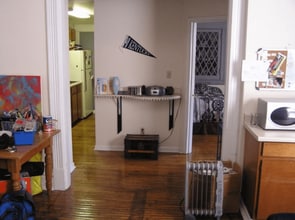 398 Linden Walk in Lexington, KY - Building Photo - Building Photo