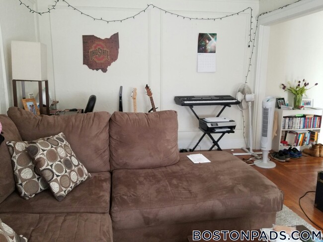 1820 Commonwealth Ave, Unit 29