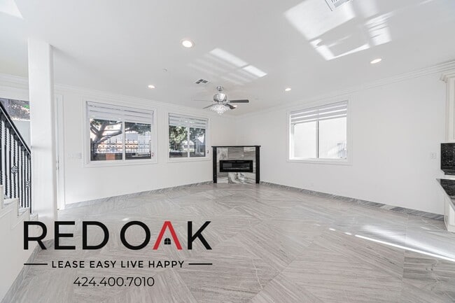 property at 2017 Centinela Ave