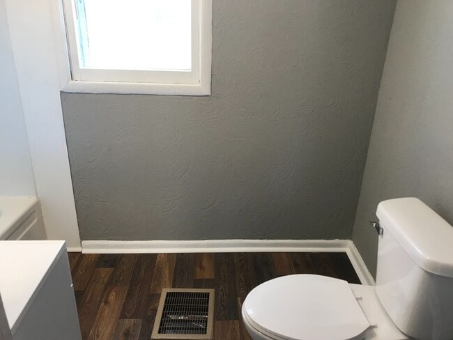 1133 N Olney St in Indianapolis, IN - Foto de edificio - Building Photo