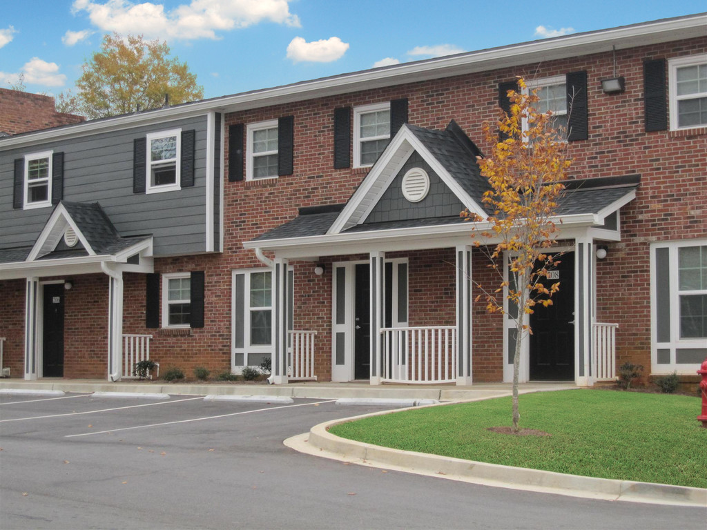 Applewood Villas Apartments in Seneca, SC