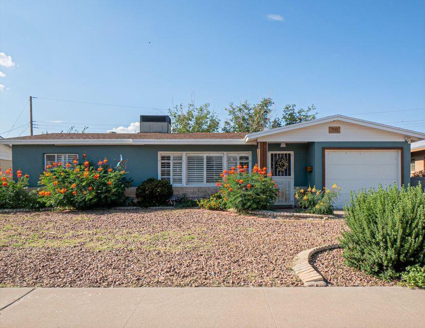 7811 Cielo Vista Dr in El Paso, TX - Building Photo