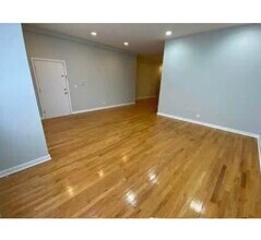 1714 W Warren Blvd, Unit 3 in Chicago, IL - Building Photo - Building Photo