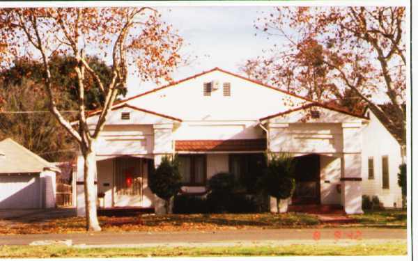 1330-1332 N Yosemite St in Stockton, CA - Foto de edificio