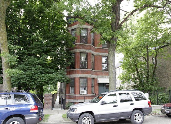 1718 N Honore St in Chicago, IL - Building Photo - Building Photo