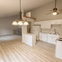 9390 176th St W-Unit -9392 176th St W in Lakeville, MN - Building Photo - Building Photo