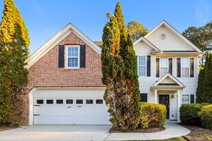 145 Alessie Dr in Newnan, GA - Building Photo