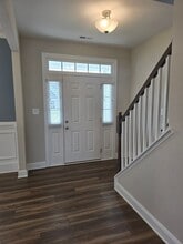 1404 Friar Rock Cir in Hope Mills, NC - Foto de edificio - Building Photo