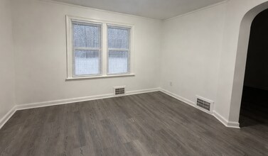 12578 Camden Ave in Detroit, MI - Building Photo - Building Photo