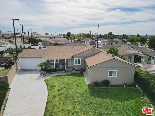 property at 14908 Steprock Dr