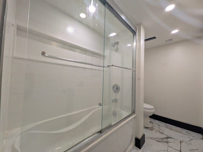 198 Wright Av in Belleville, ON - Building Photo - Building Photo