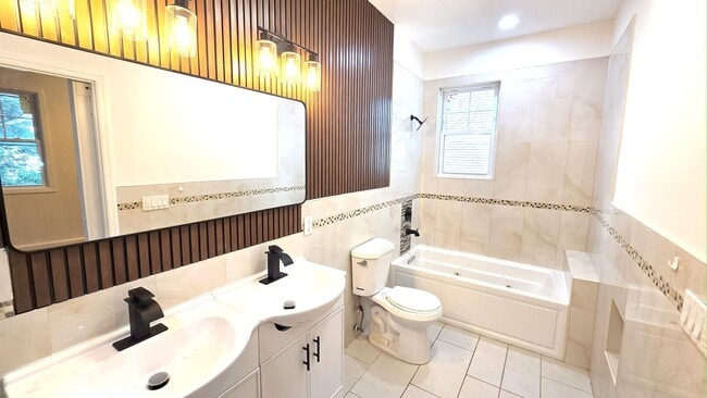 189 TERRACE Ave in Jersey City, NJ - Building Photo - Building Photo