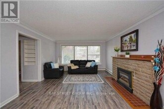1237 Devon Rd in Oakville, ON - Building Photo - Building Photo