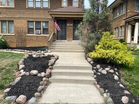 2853 N Sherman Blvd, Unit 2 in Milwaukee, WI - Building Photo