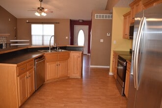 23194 Redeem Ln in Waynesville, MO - Building Photo - Building Photo